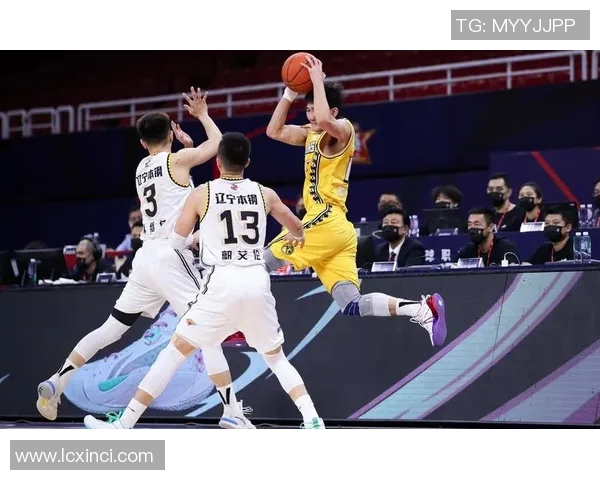 CBA精彩对决辽宁队与广厦队录像回放全程回顾与精彩瞬间分析